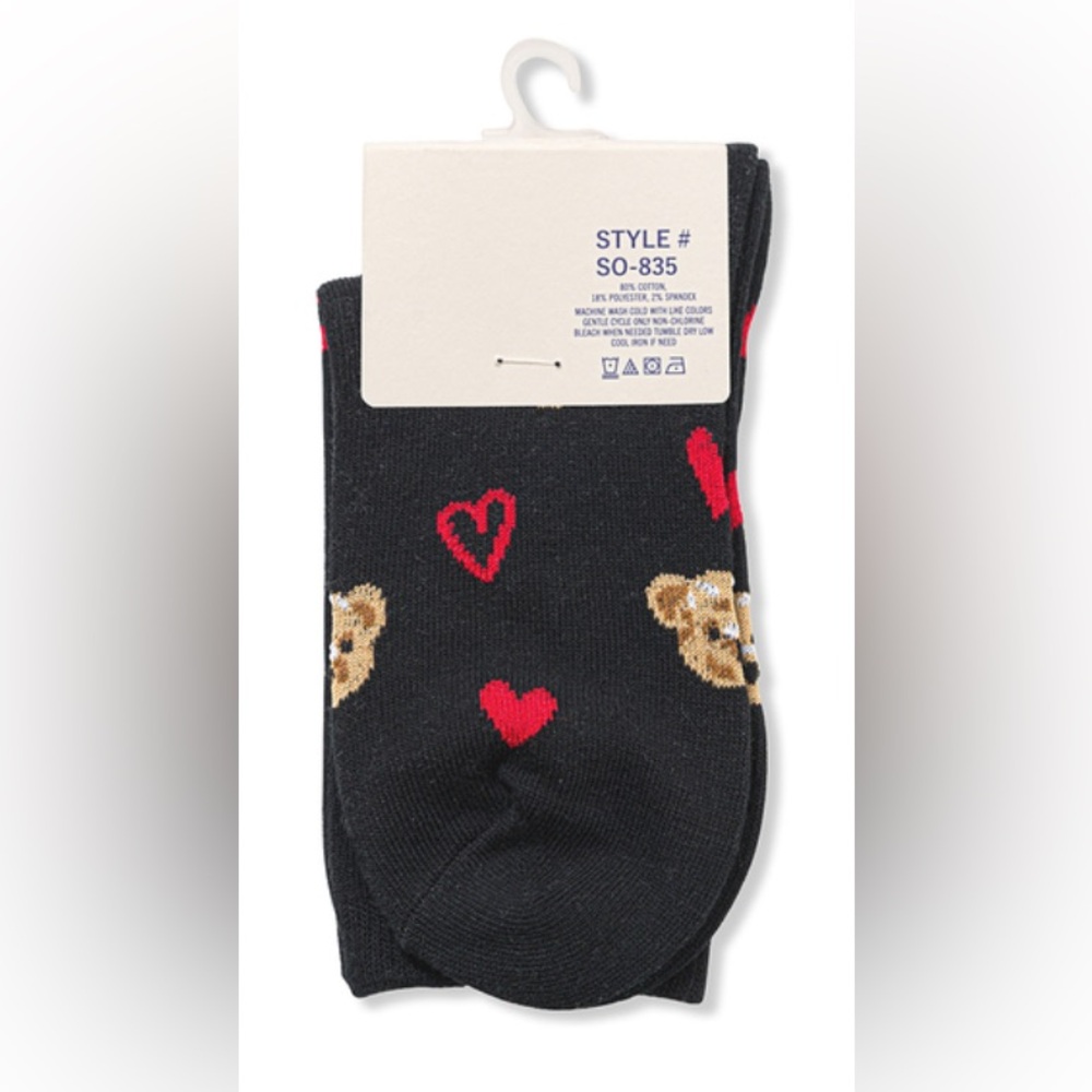 Black and Red Heart Patterned Socks - Picture 3 of 3